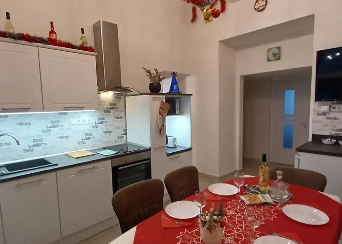 Palace דירה *
