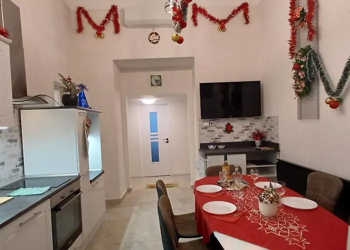Apartament Palace *